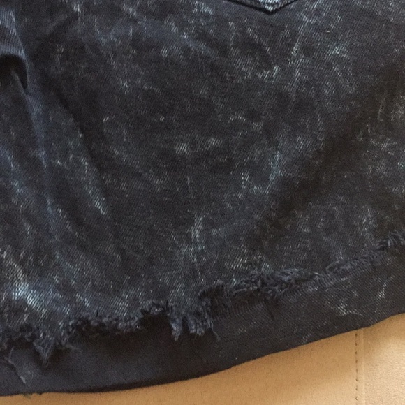 New Black Acid Wash High Rose Shorts - Picture 5 of 6